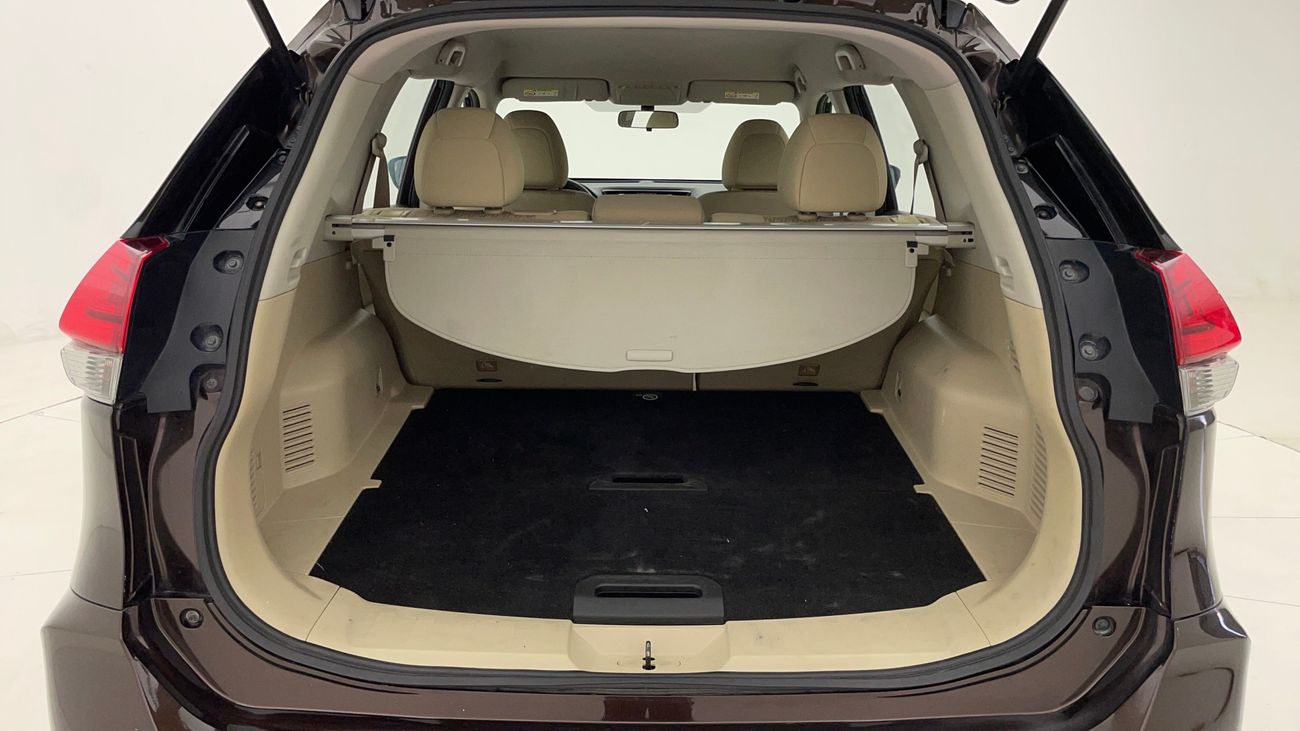 نيسان إكس تريل S 2.5 | بدون دفعة مقدمة | اختبار القيادة في المنزل