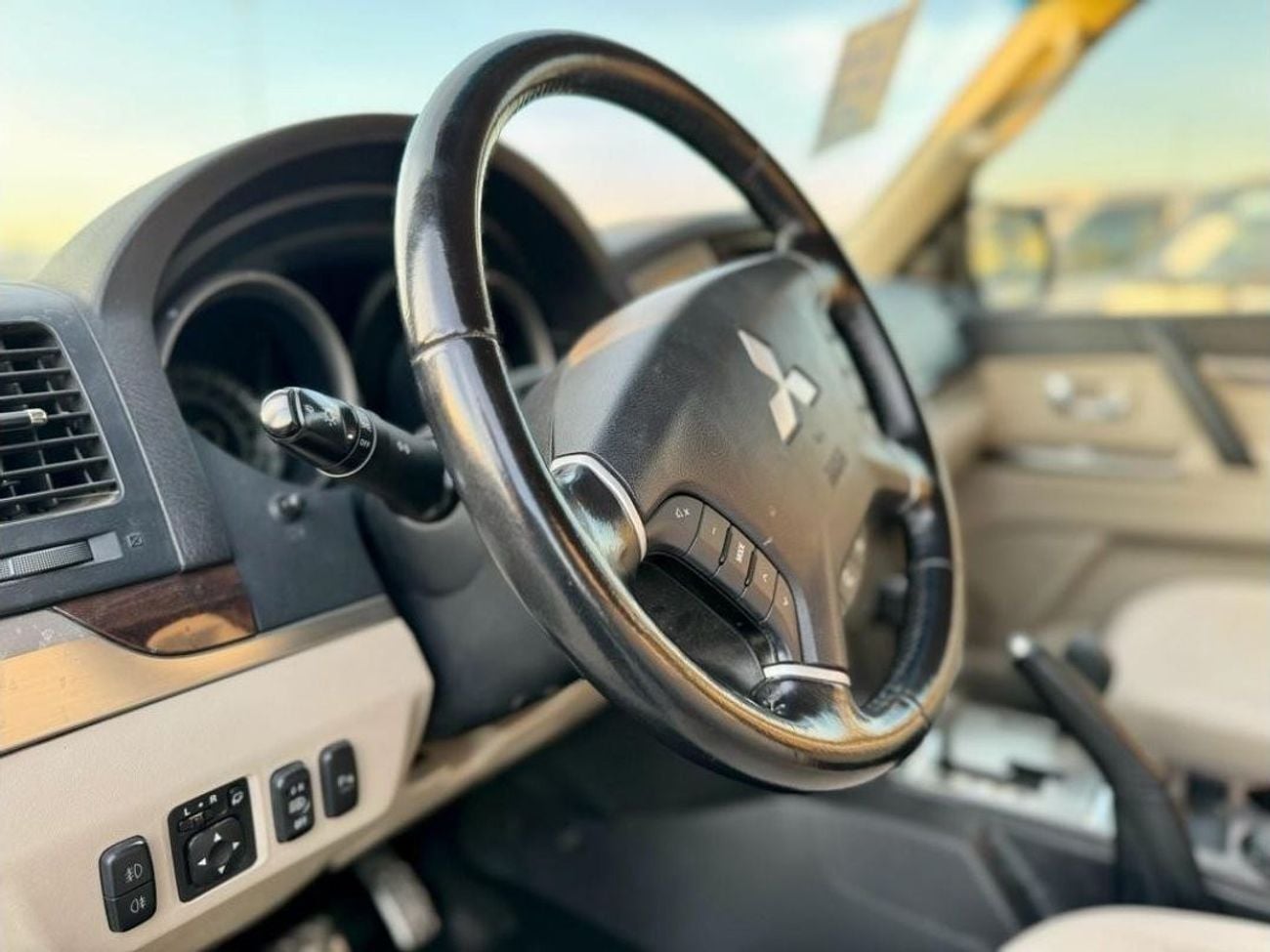 Mitsubishi Pajero GLS HIGHLINE GLS Base 3.5L
