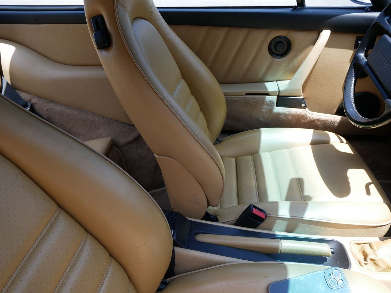 بورش 911 964 Carrera 4 Coupe