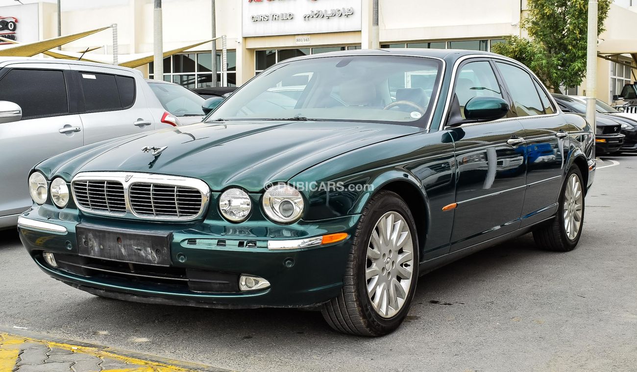 Jaguar XJ8 2004 Model Full options clean car  single owner use wellmaintaned