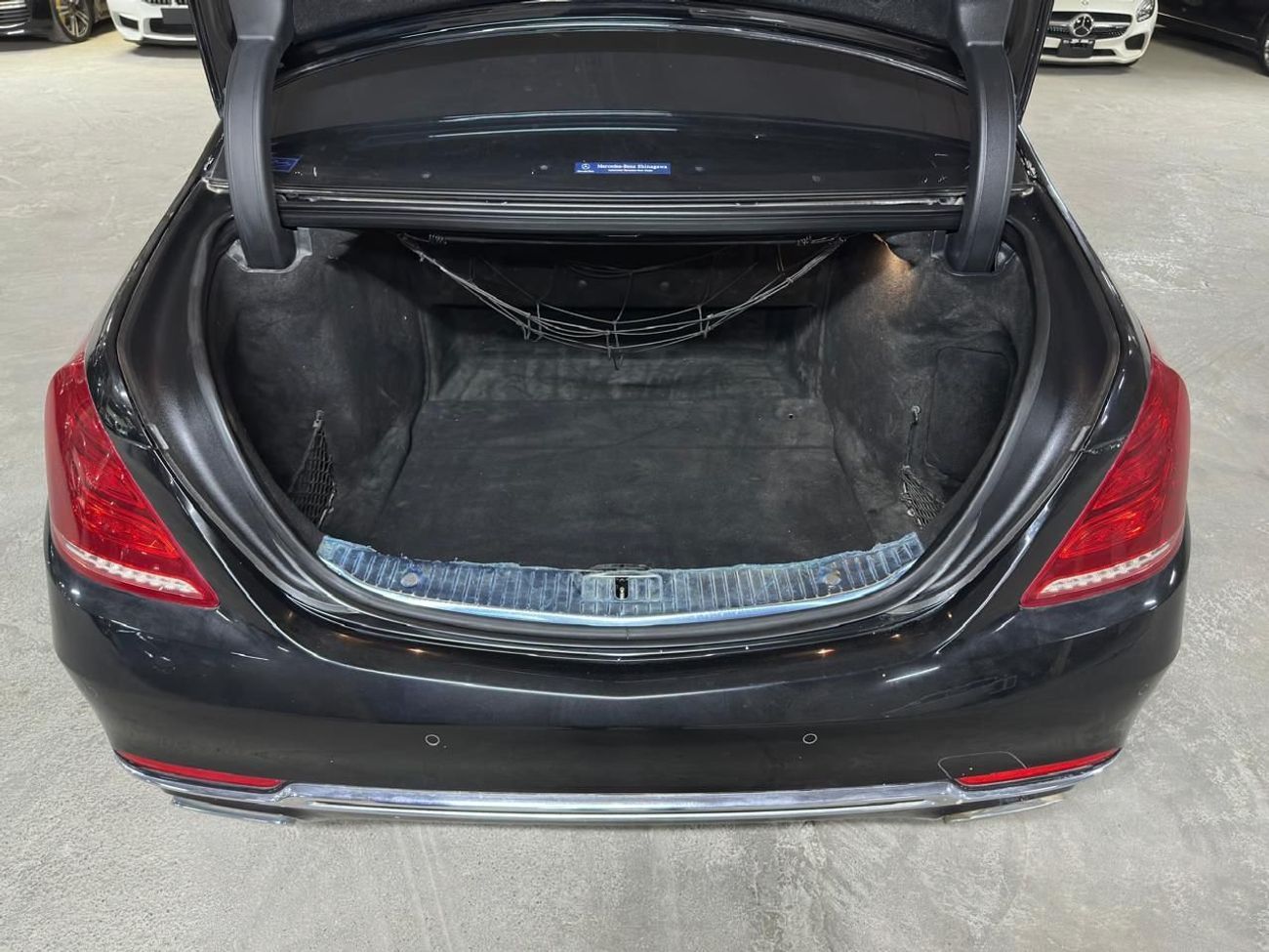 Mercedes Maybach S550 Maybach 2015 4.7L | 6 BUTTONS | BROWN INTERIOR | REAR ENTERTAINMENT