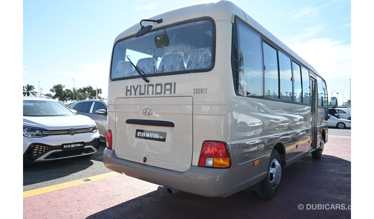 Hyundai County Hyundai County Bus 3.9L Diesel Features: Manual Transmission, 28+1 Seater, Automatic Door Color: Bei