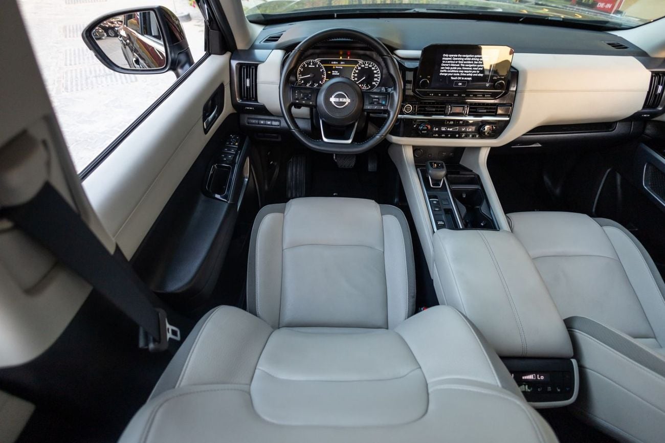 Nissan Pathfinder Nissan Pathfinder SV 2024 GCC | Agency Warranty | Service Contract