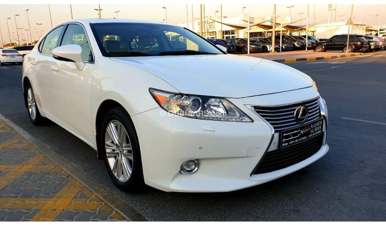 Lexus ES 330 Lexus ES350 a model 2015
