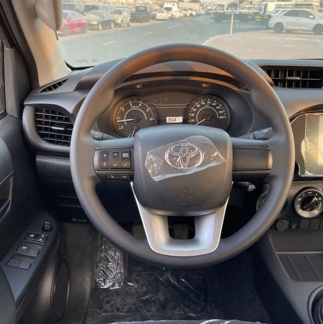 تويوتا هيلوكس GL TOYOTA HILUX 2.4 DC DSL 4x4 MT POWER WINDOWS
