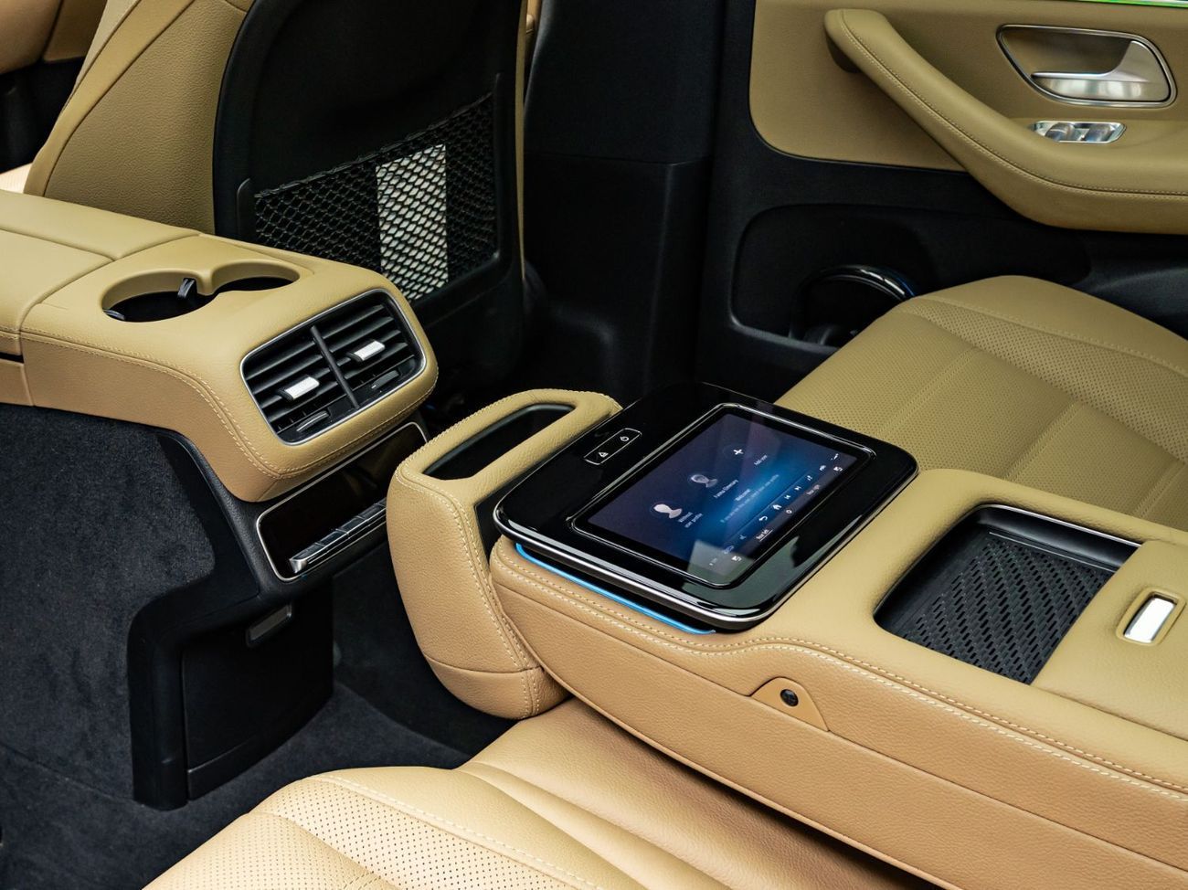 مرسيدس بنز GLS 450 Premium + 3.0L (389 HP)