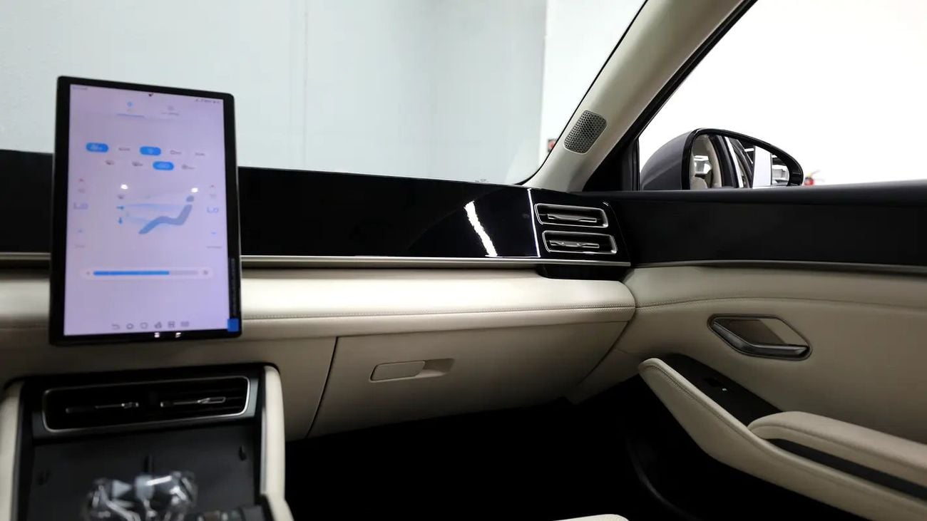 بي واي دي كين ال دي ام-اي Brand Leading Beyond | Factory Fresh Ref#bydqinlbeyond