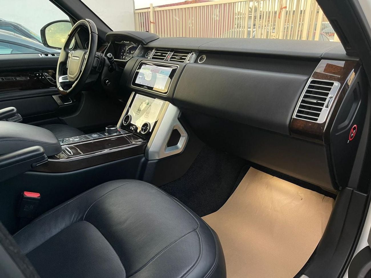 Land Rover Range Rover AUTOBIOGRAPHY
