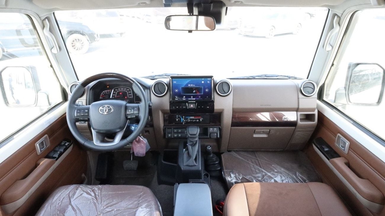 تويوتا لاند كروزر 70 LX 2.8L