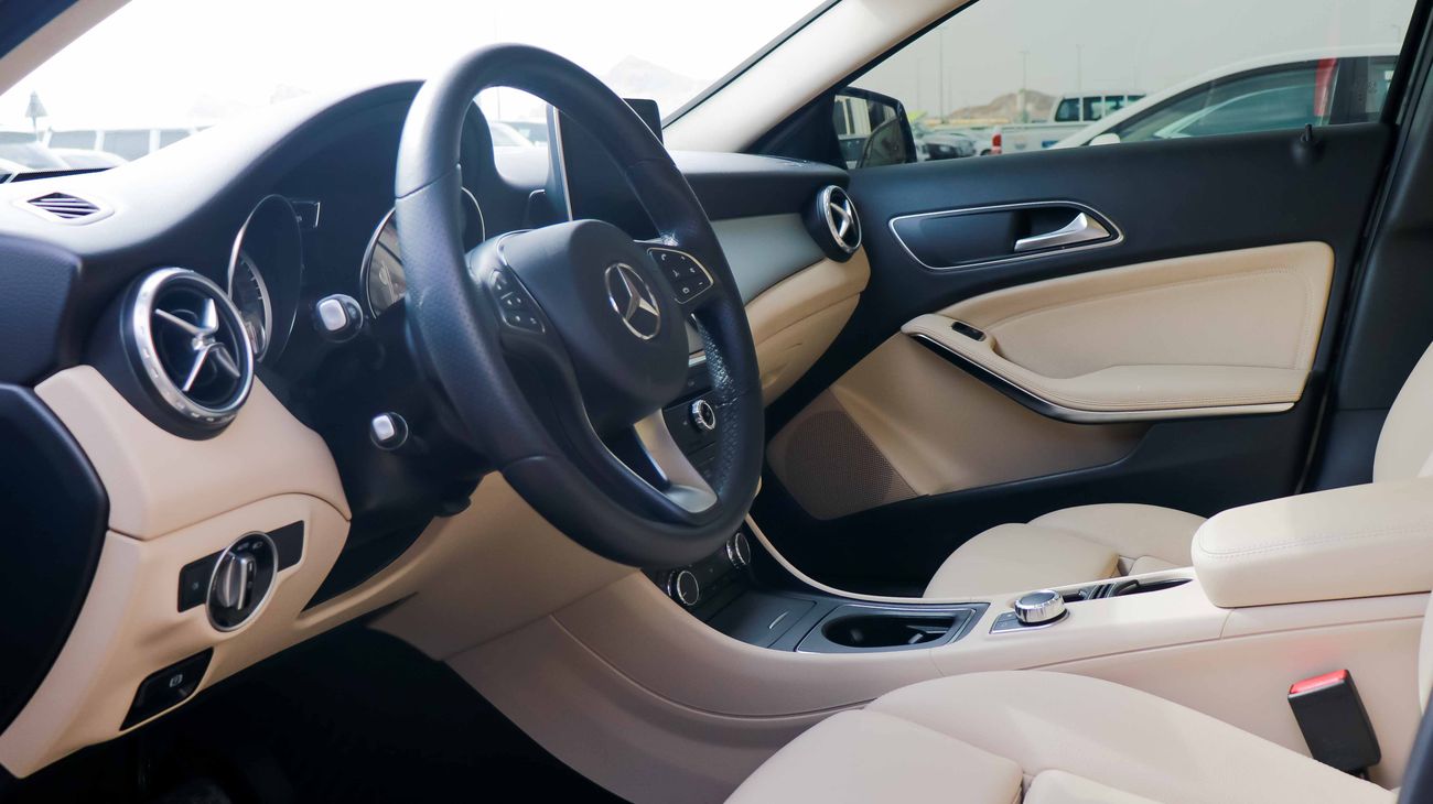 Mercedes-Benz GLA 250