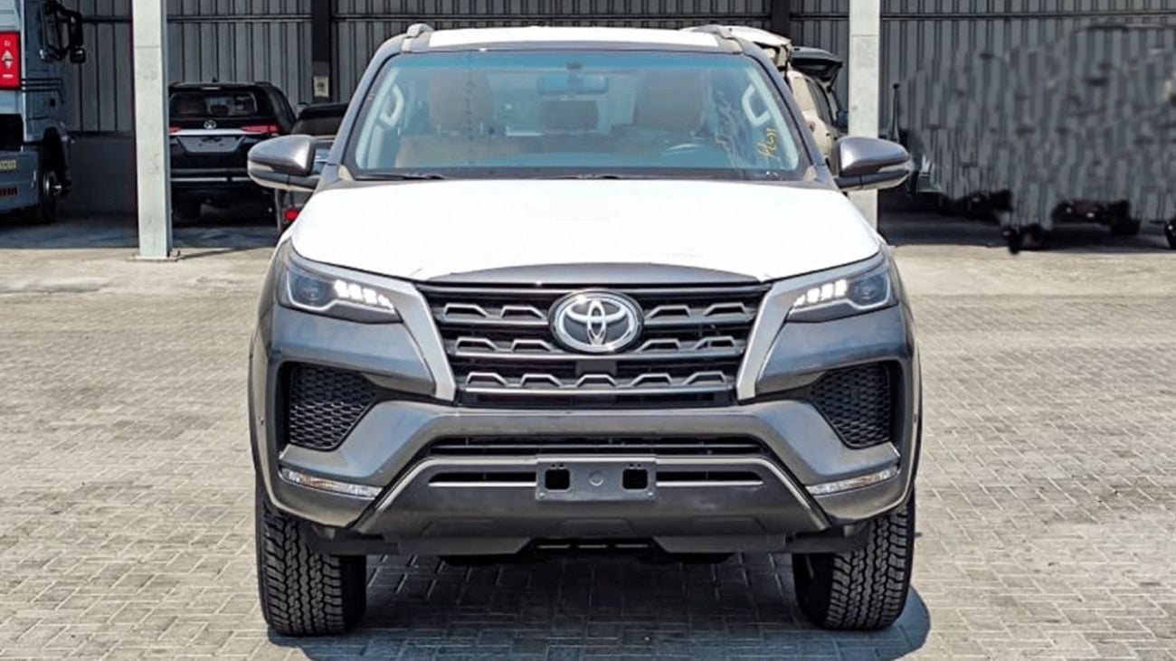 تويوتا فورتونر EXR FORTUNER 2.7L AT 4WD 7SETER