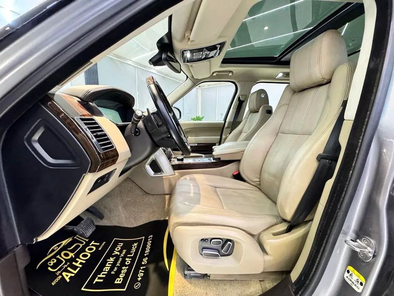 Land Rover Range Rover FACELIFT RR VOGUE || SUPERCHARGED || GCC SPECS || TOP RANGE || PANORAMIC