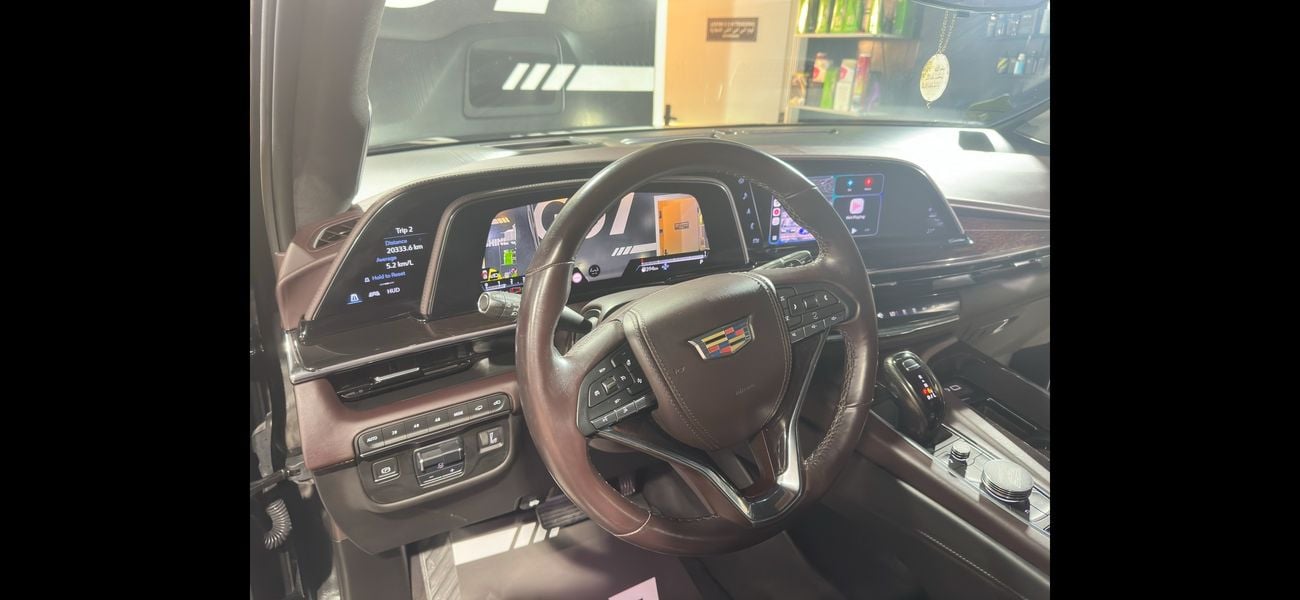 كاديلاك إسكالاد Sport Platinum 6.2L AWD