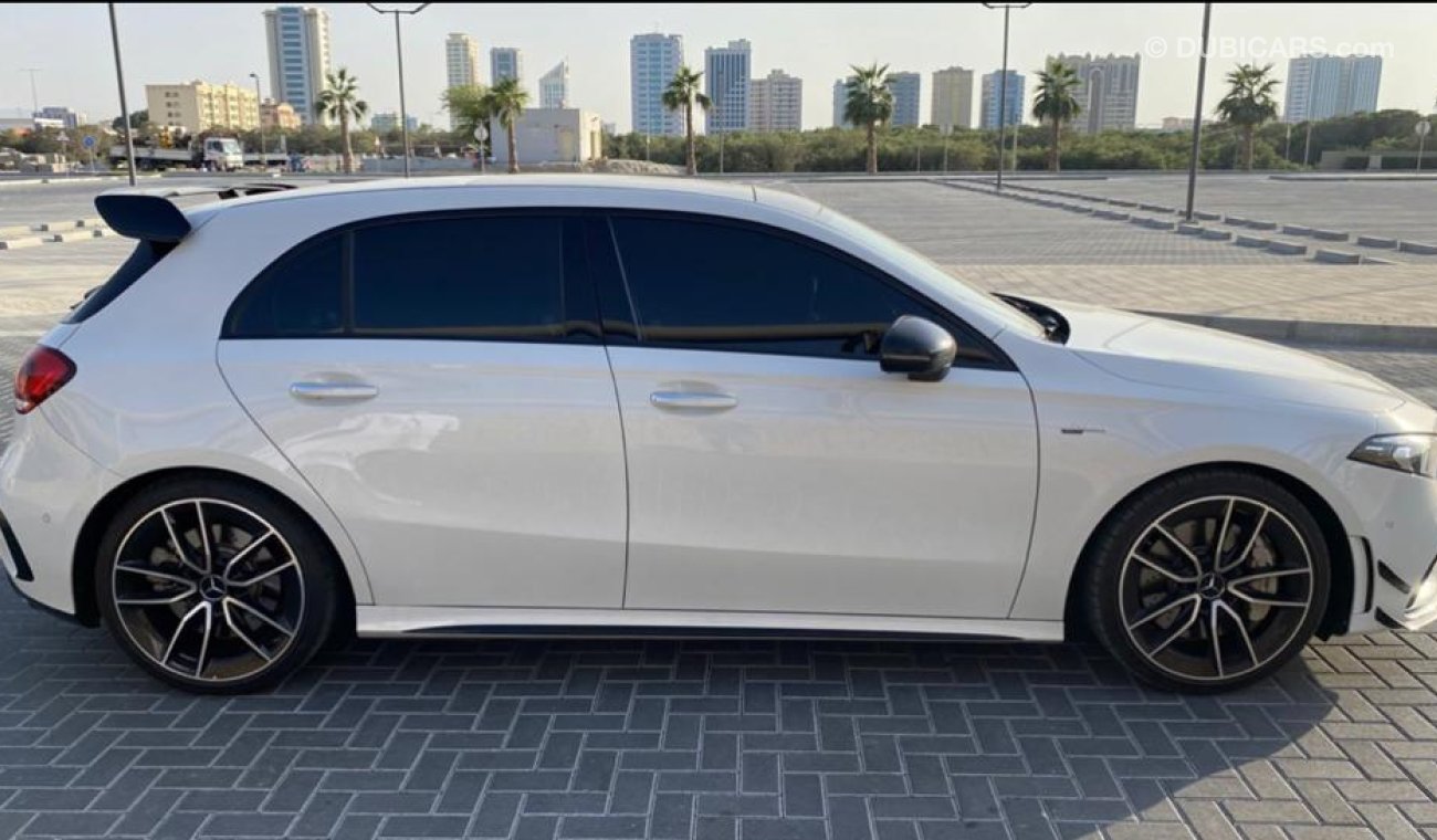 مرسيدس بنز A 35 AMG premium plus