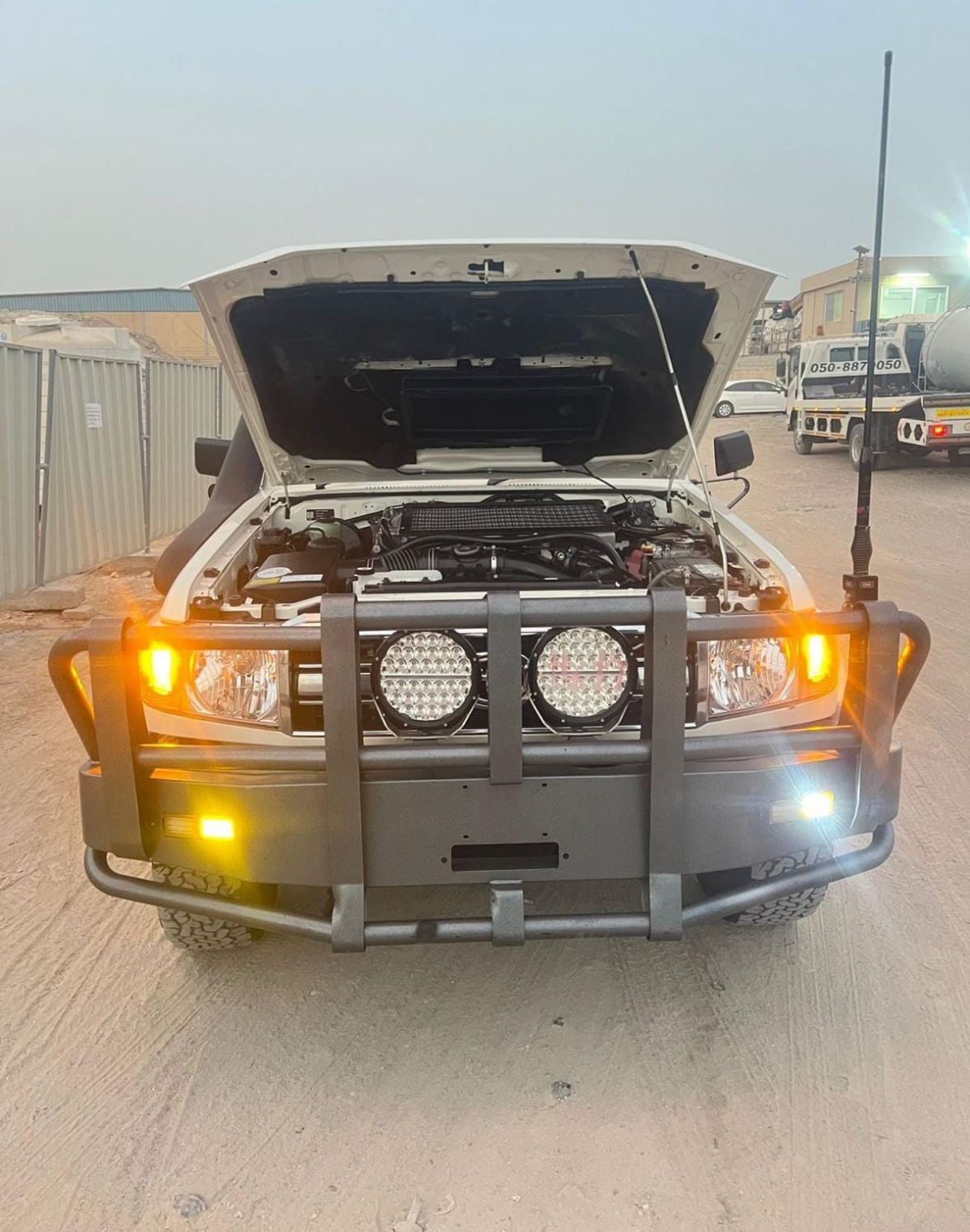 تويوتا لاند كروزر بيك آب DIESEL 4.5 LITER ,RIGHT HAND DRIVE 2022 MODEL