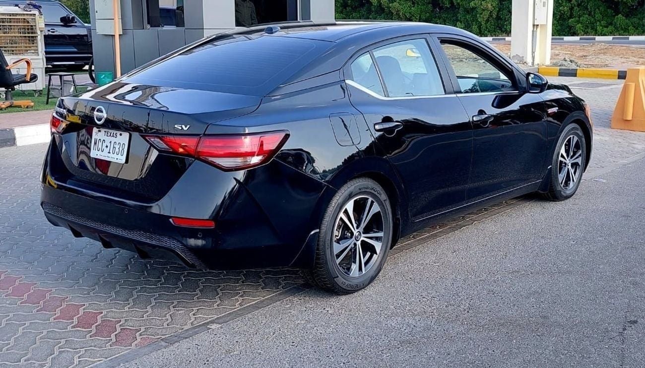 Nissan Sentra SL Premium 1.6L very clean car