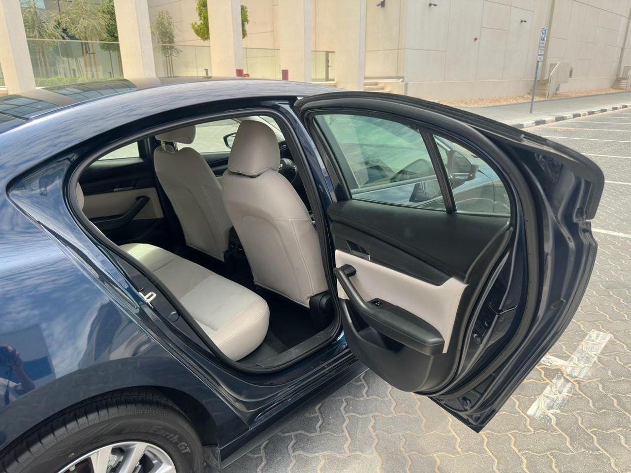 Mazda 3 Avant 2.0L