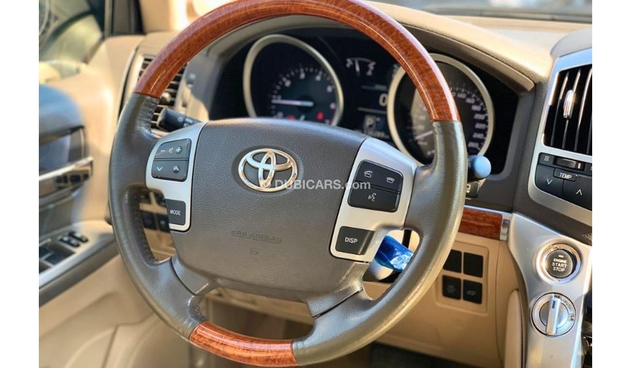 Toyota Land Cruiser VXR