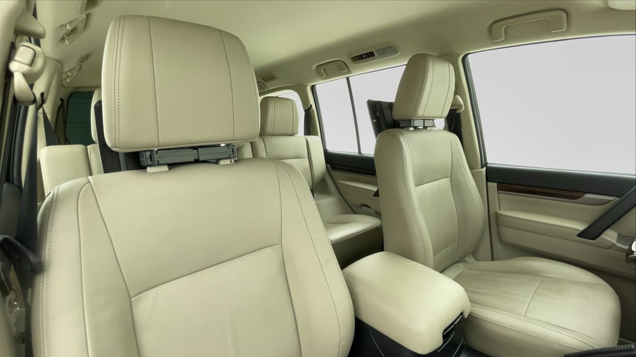 Mitsubishi Pajero GLS HIGHLINE 3.8 | Zero Down Payment | Home Test Drive