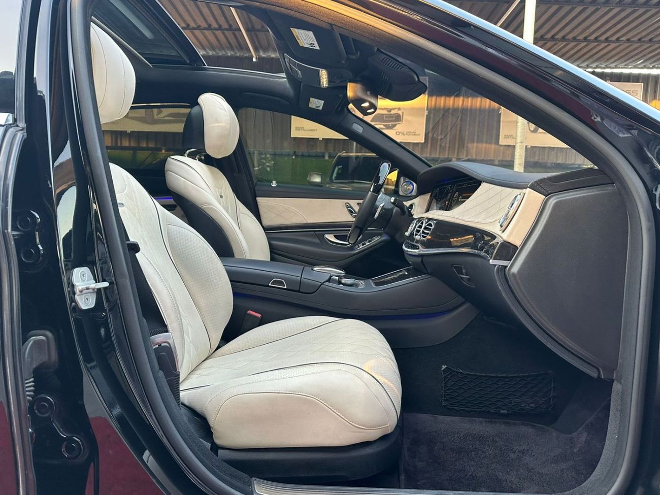 مرسيدس بنز S 550