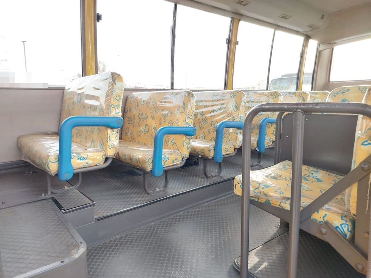 ميتسوبيشي روزا MITSUBISHI ROSA BUS RHD 2004 MODEL 4.2 L DIESEL AUTOMATIC(PM00594)