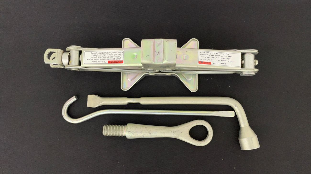 Suzuki Dzire GLX 1.2 | Zero Down Payment | Home Test Drive