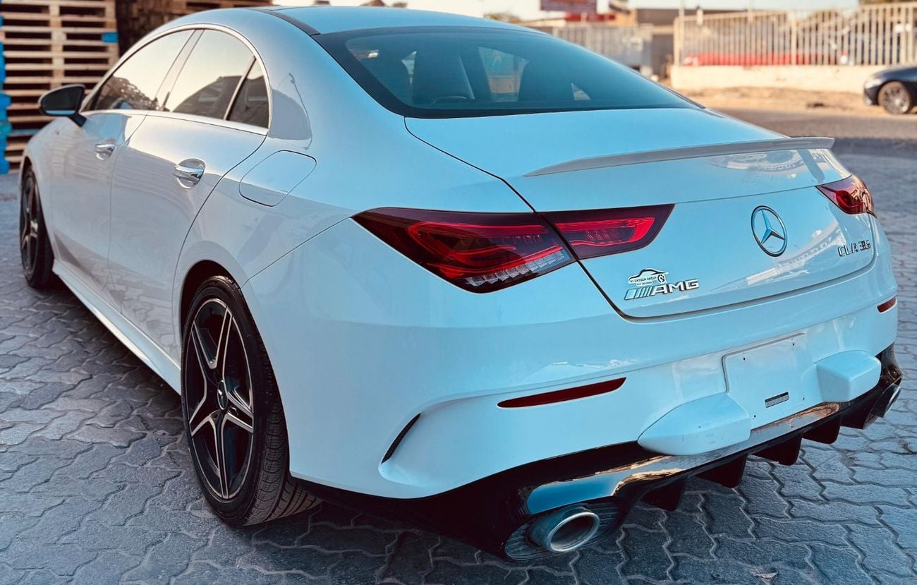 Mercedes Benz CLA35 AMG PREMIUM