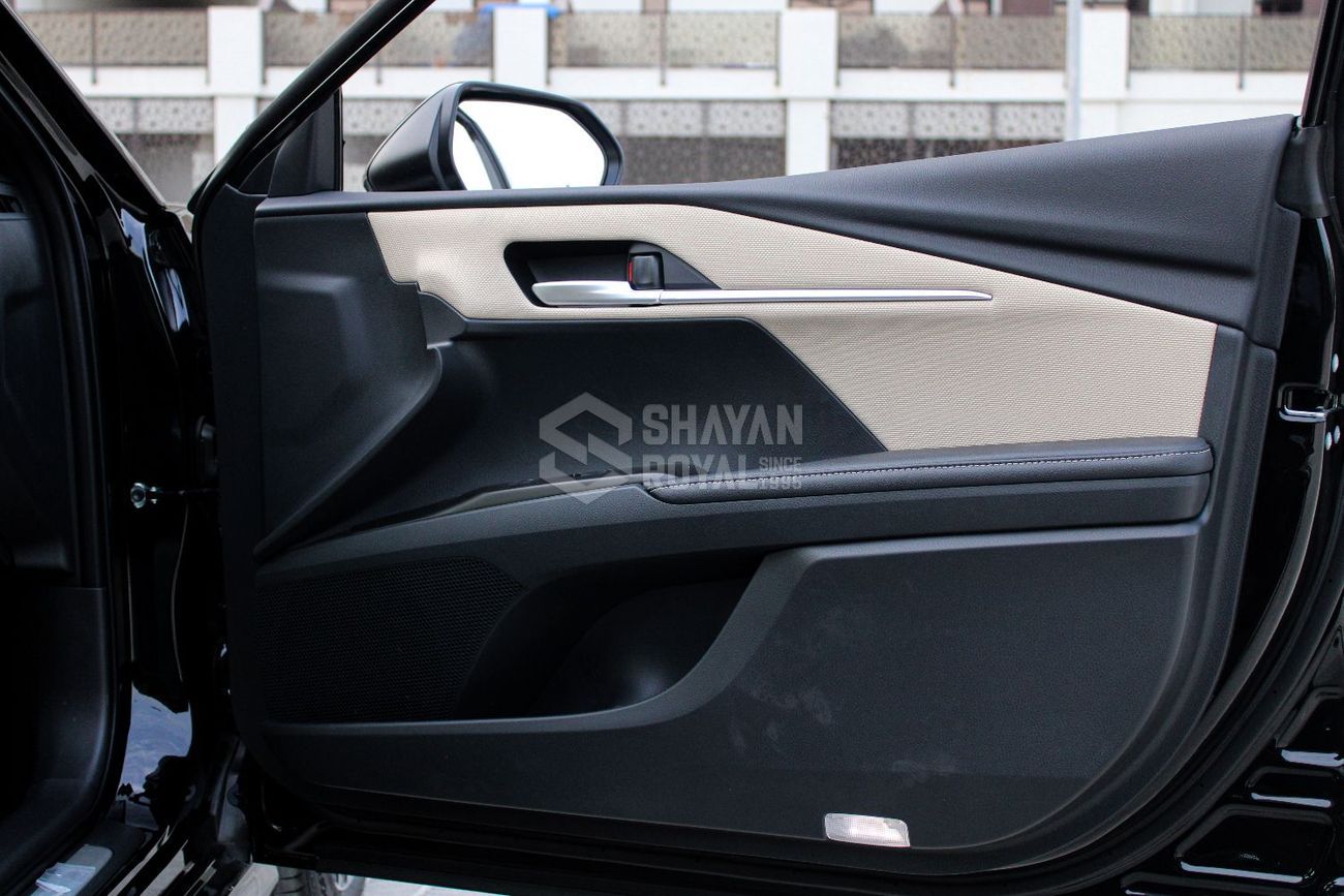 Toyota Camry LHD LE 2.5L HEV FWD AT WITH PANORAMIC SUNROOF 25MY