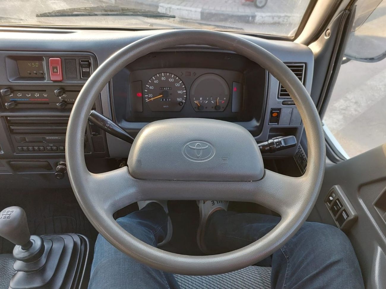 تويوتا داينا 1998 TOYOTA DYNA TRUCK RHD 3.4 L DIESEL MANUAL(PM09626)