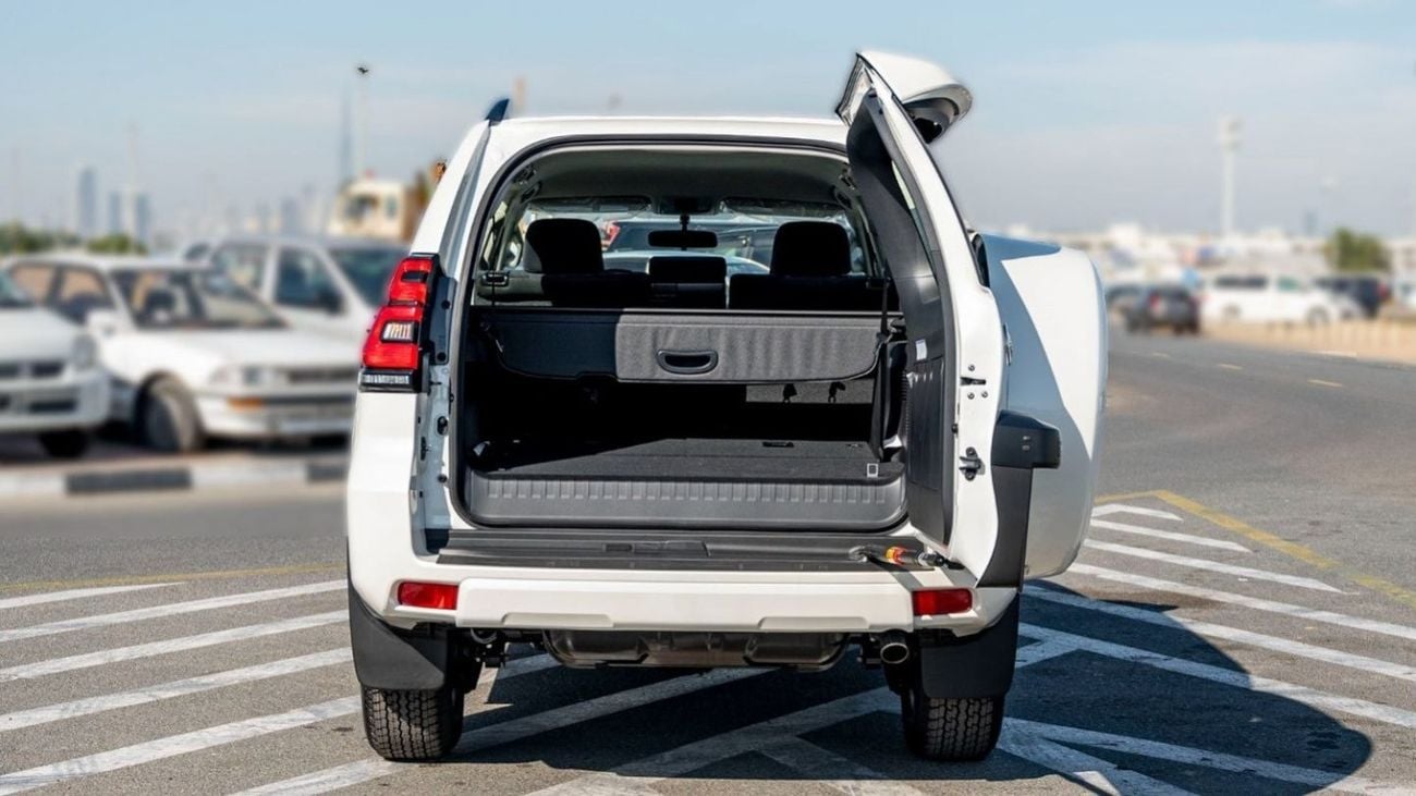 تويوتا برادو TXL 2.8D AT MY2023 –White