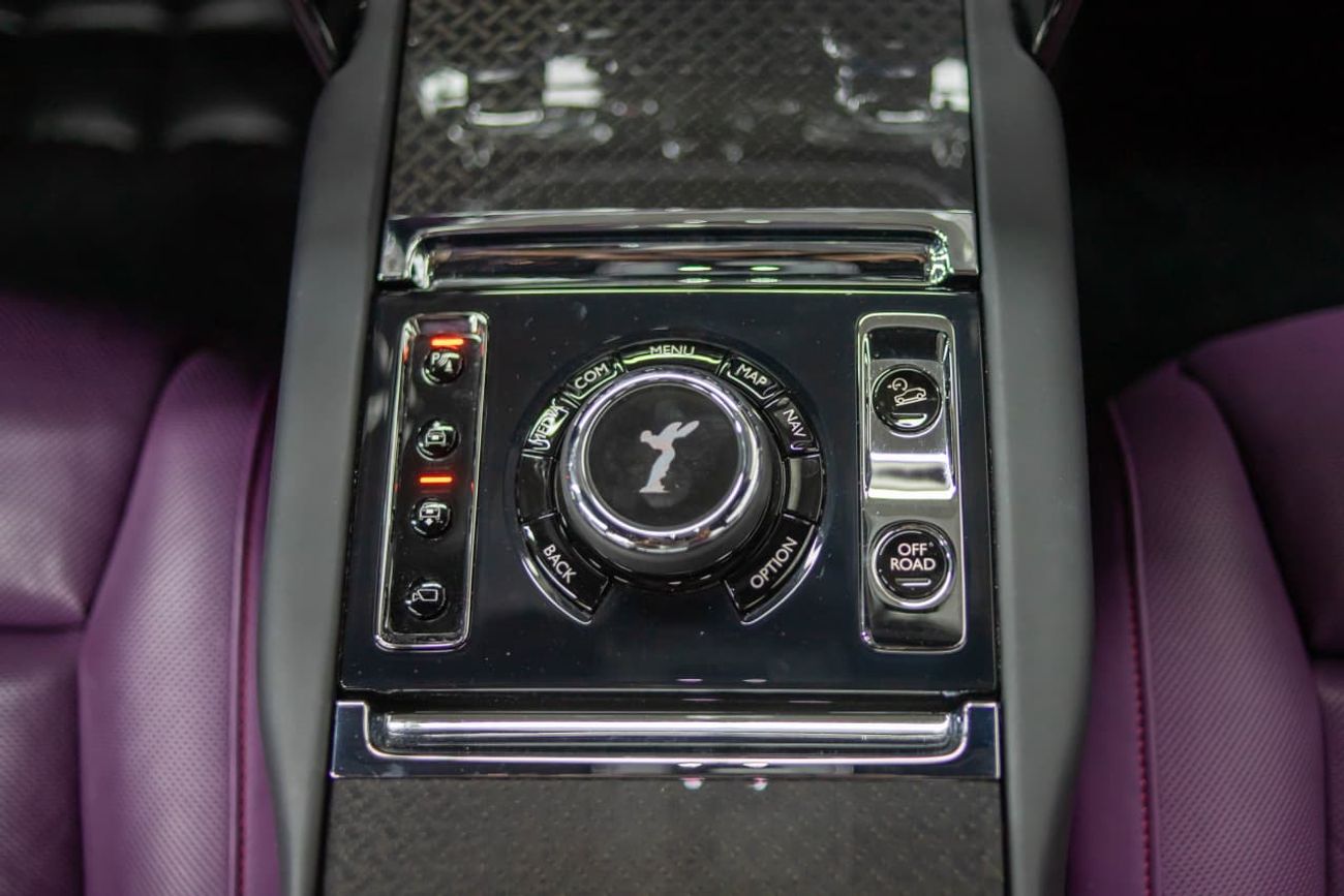 رولز رويس كولينان ROLLS ROYCE CULLINAN BLACK BADGE | 2024 | 15,000 km