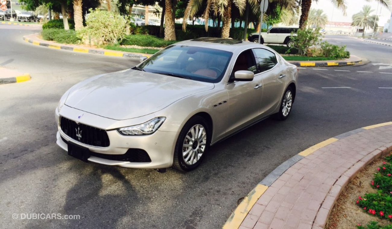 Maserati Ghibli مع الضمان