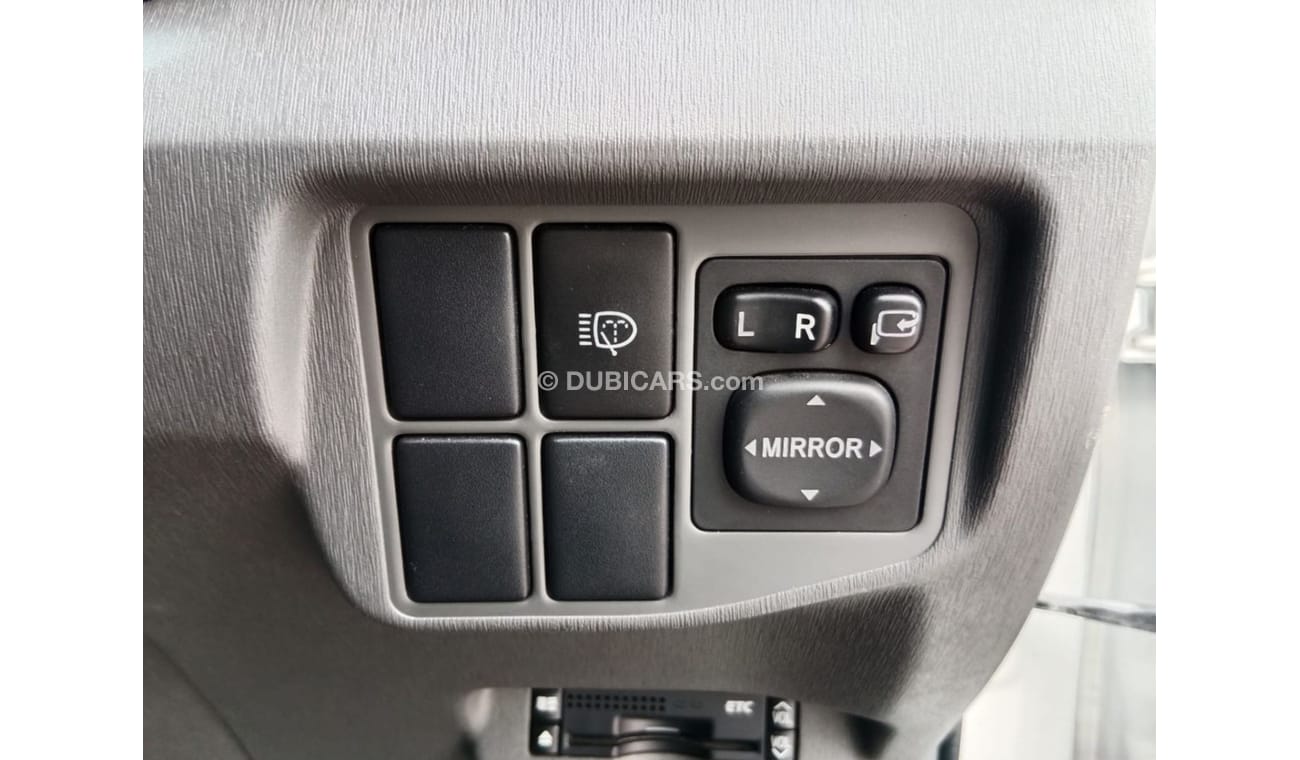 Toyota Prius TOYOTA PRIUS RIGHT HAND DRIVE   (PM1504)