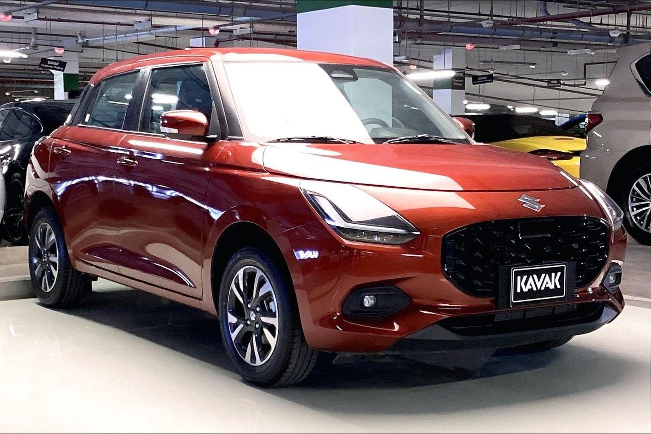 سوزوكي سويفت GLX | National Day Celebration | شامل الضمان | 0 ﺪﻔﻋﺓ ﺃﻮﻟﻯ