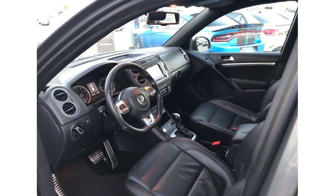 Volkswagen Tiguan TIGUN S MODEL 2014 GCC car perfect condition full option low mileage