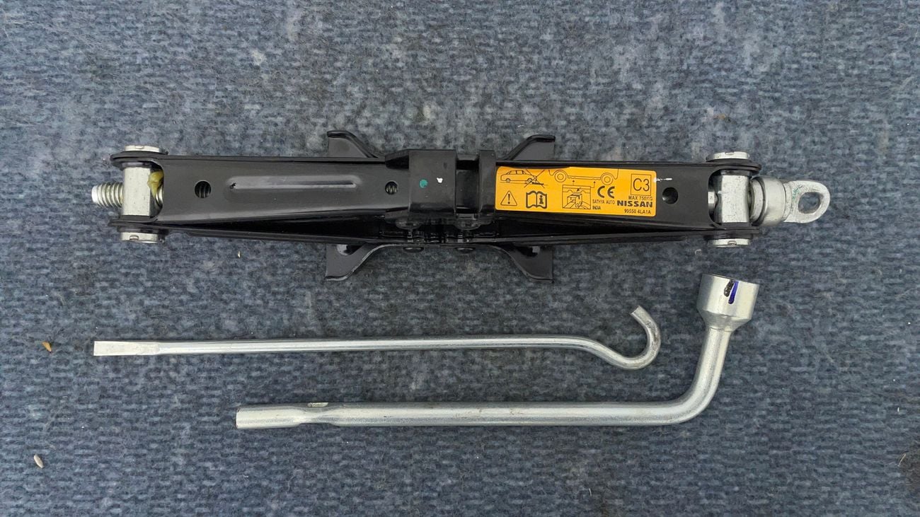 Nissan Micra SV 1.5 | Zero Down Payment | Free Home Test Drive