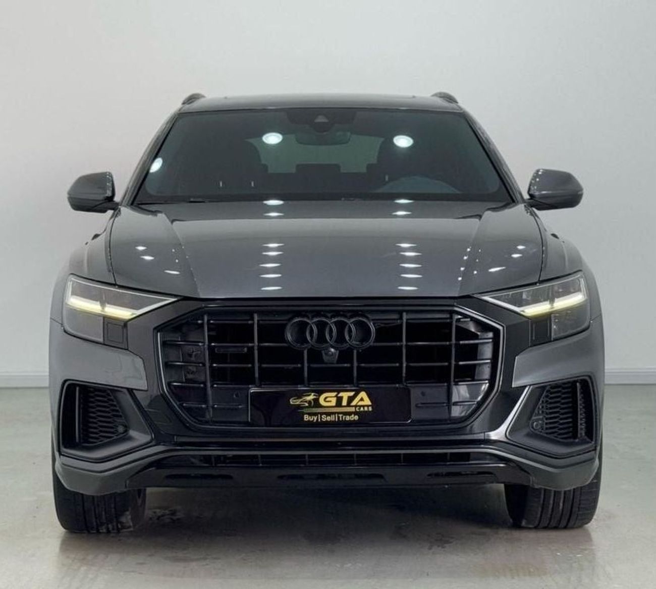 Audi Q8 55 TFSI quattro S-Line 3.0L (340 HP) 2020 Audi Q8 S-Line 55TFSI Quattro, Warranty, Full Service Hist