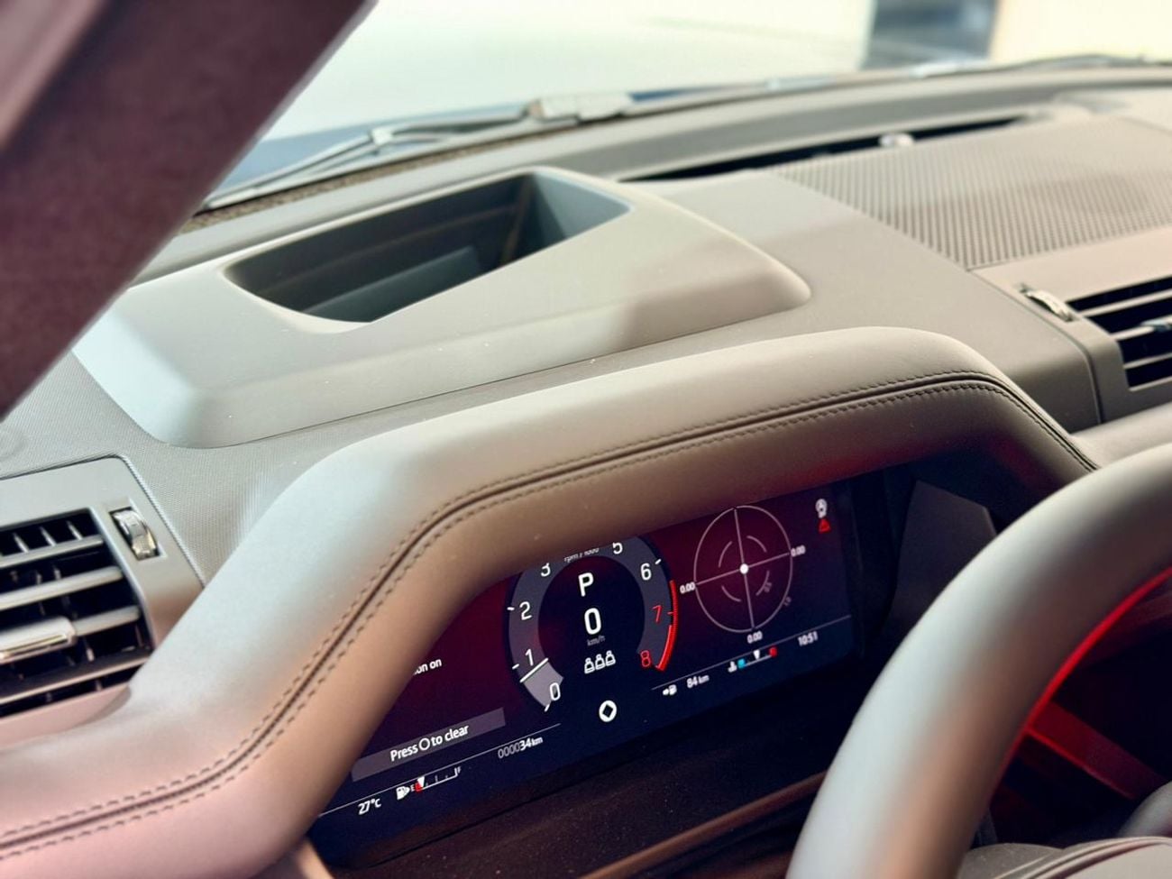 Land Rover Defender 110 P635 OCTA V8 2026