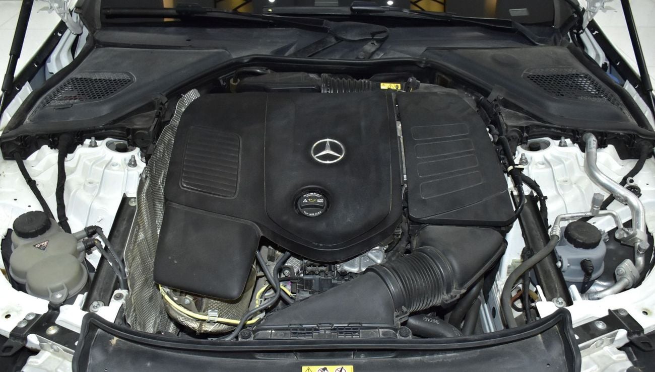 مرسيدس بنز E200 EXCELLENT DEAL for our Mercedes Benz E200 ( 2025 Model ) in White Color Korean Specs