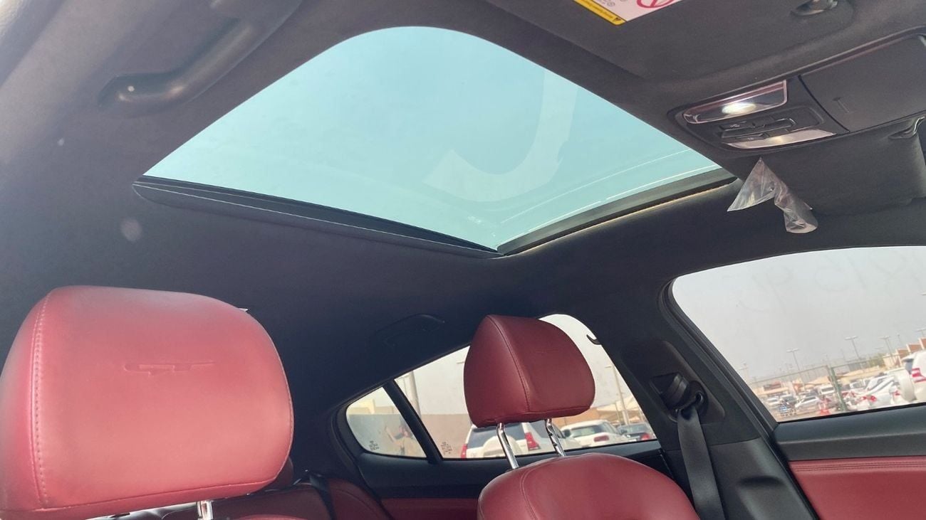 كيا ستينجر GT 3.3L AWD