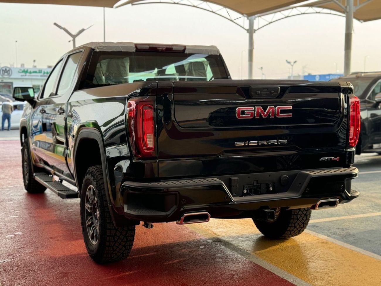 جي أم سي سييرا 2024-GMC Sierra V8 5.3L Pick Up-4WD