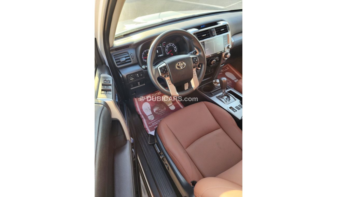 تويوتا Runner4 TOYOTA 4RUNNER LIMITED 4X4 FULL OPTION