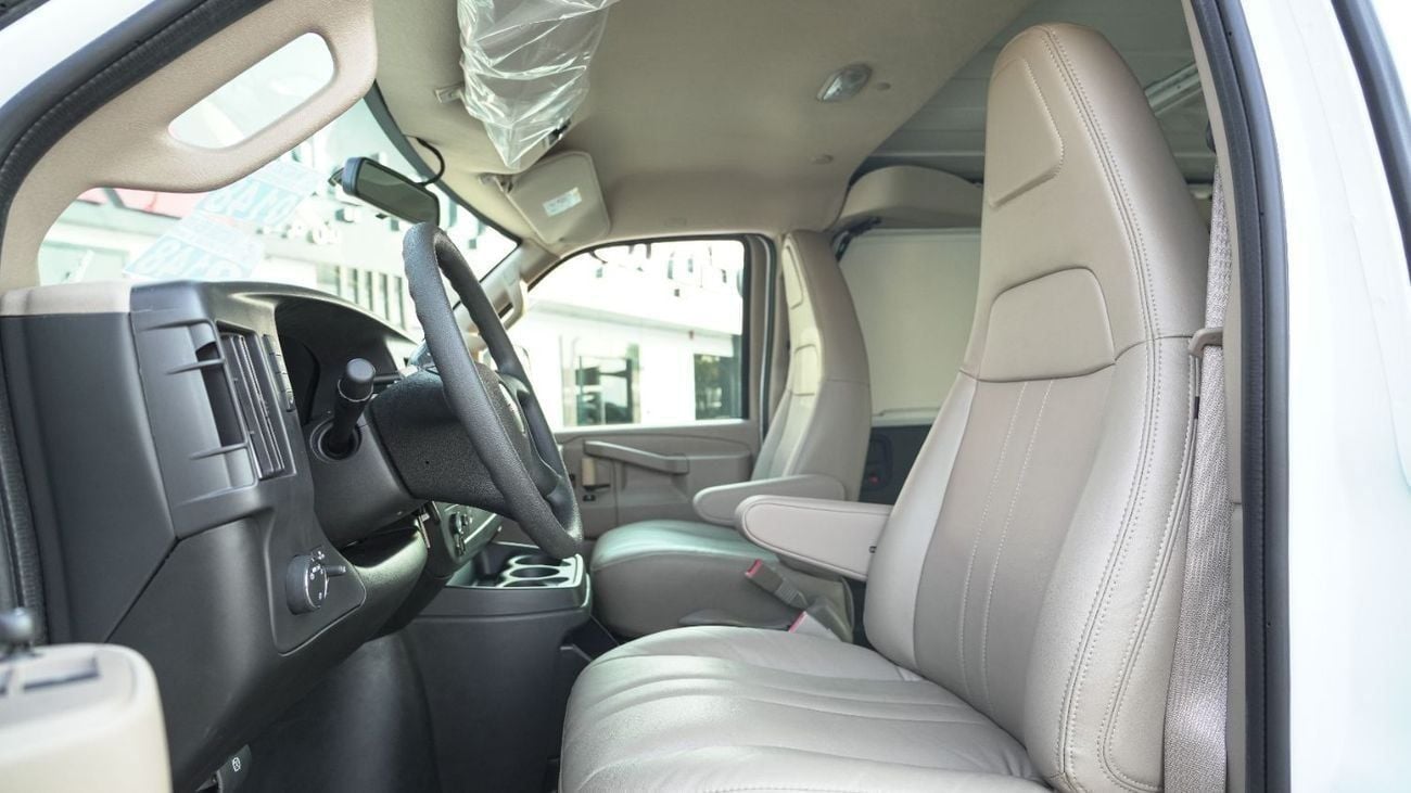 GMC Savana 3500 Extended Wheel Base GCC 2025 MY