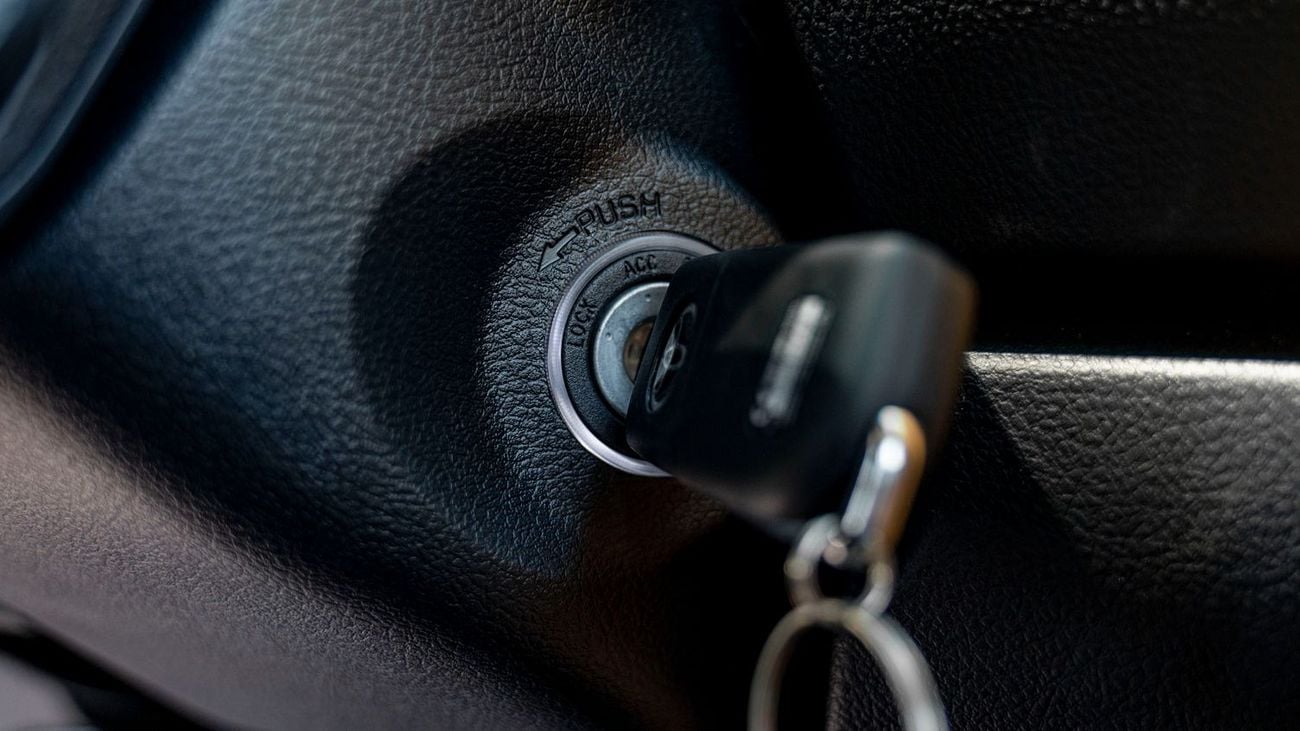 Toyota Fortuner GX2 4X4 2.7L