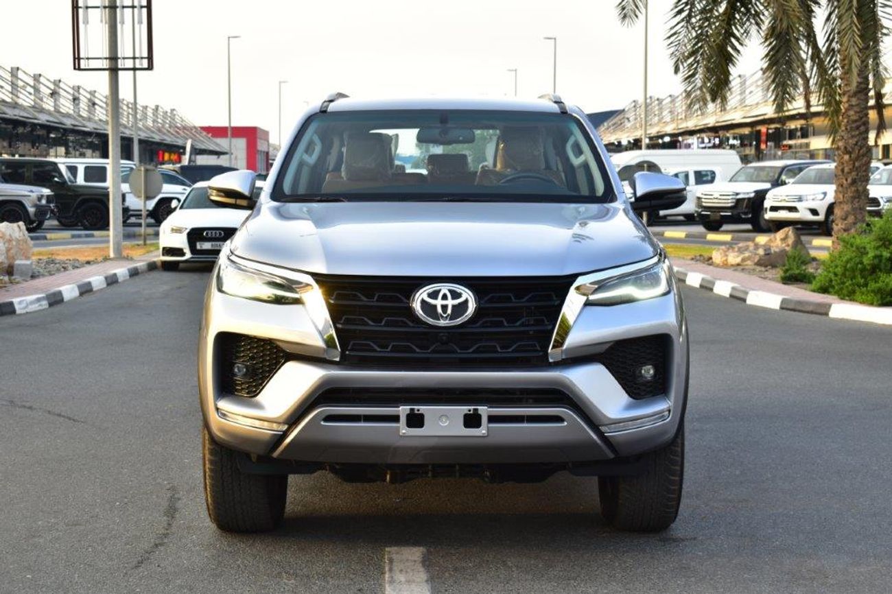 تويوتا فورتونر 2024 MODEL TOYOTA FORTUNER VXR LIMITED  V6 4.0L 4WD 7-SEATER AUTOMATIC