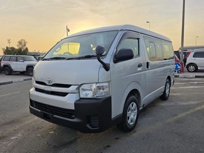 Toyota Hiace TOYOTA HIACE VAN RHD 2017 MODEL 2.7 L PETROL AUTOMATIC(PM28216)