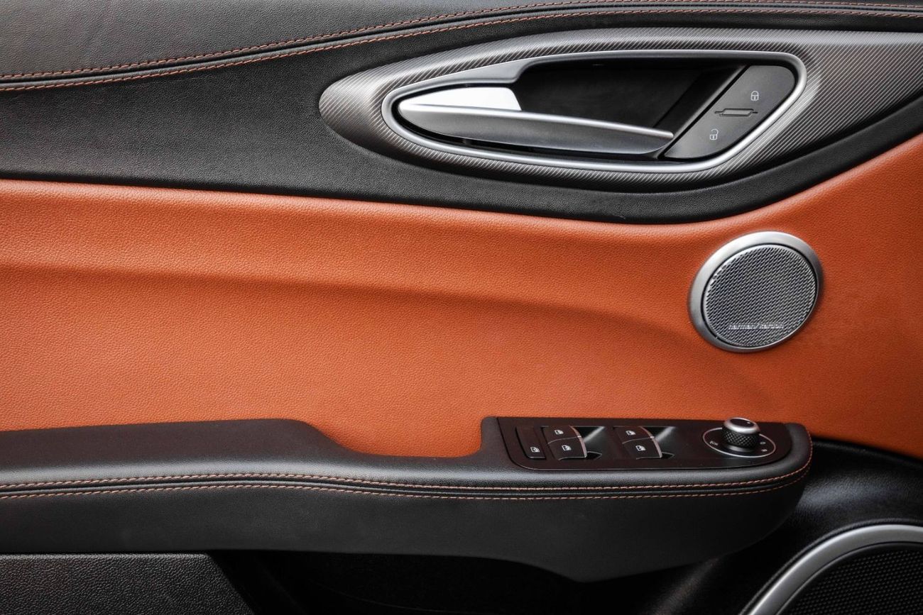 Alfa Romeo Giulia Veloce | 2,056 P.M  | 0% Downpayment | Excellent Condition!