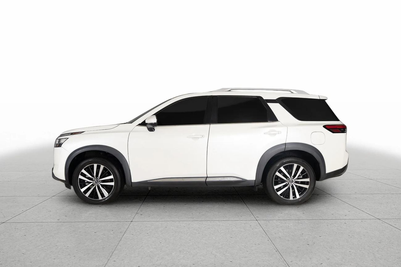 Nissan Pathfinder SL 3.5L (260 HP) 4WD SL 3.5