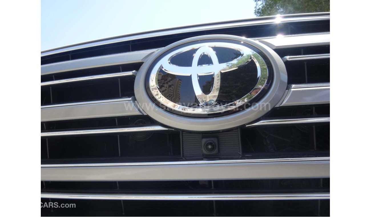 Toyota Land Cruiser 4.5L GXR V8 Diesel 2019 Full Option (Export only)