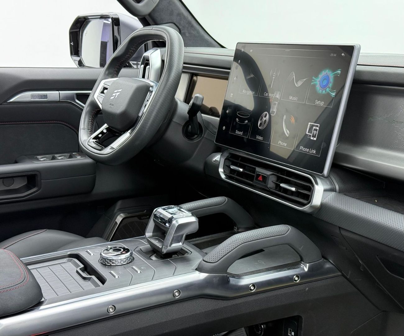 Jetour T2 2024 Jetour T2 C-DM Hybrid, Warranty, Very Low Km, Fully Loaded, Excellent Condition, Chinese